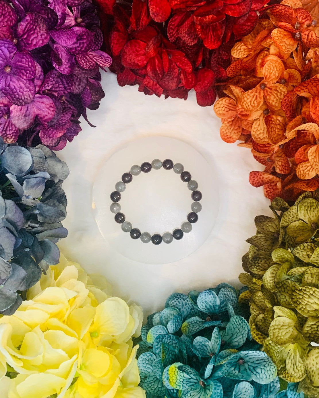 Garnet and Icy Gray Labradorite Bracelet