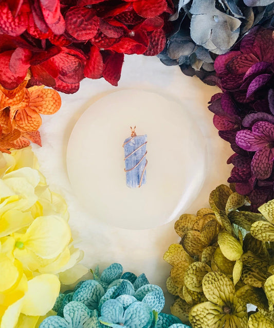 Blue Kyanite Pendant in Copper Wire