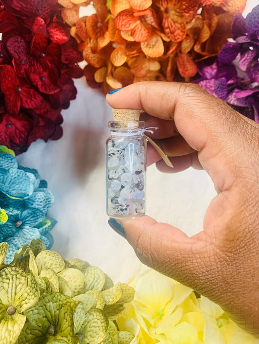 Rainbow Moonstone Chips Vial